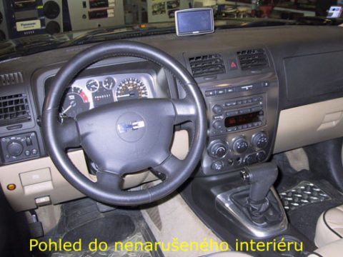 HUMMER H2