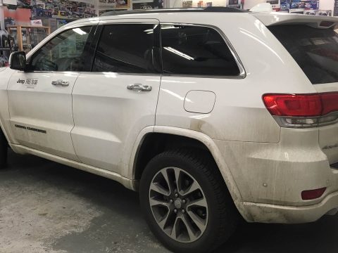 JEEP GRAND CHEROKEE