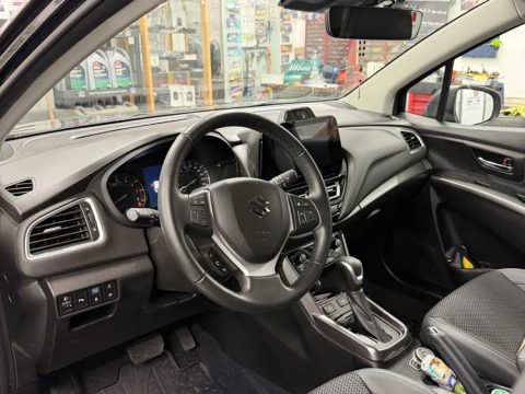 Montaz Kamery Thinkware Q200 Suzuki S Cross 2