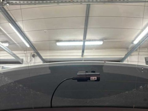 Montaz Zaznamovych Kamer Thinkware Q200 Cupra Formentor 3