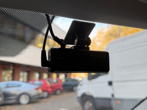 Montaz Predni Zadni Zaznamove Kamery Thinkware Q200 Pro Skoda Superb 3 2